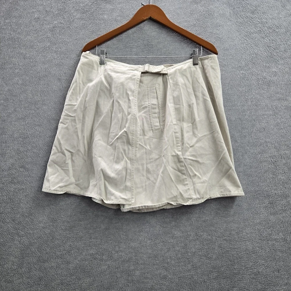 Disney Store Women Skort XL Beige Embroidered Winnie The Pooh Whimsical READ